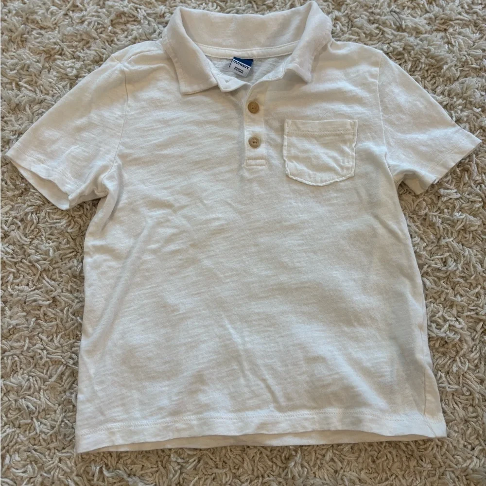 Boys 5T Outfit - Cream Polo and Plaid Shorts Set - Picture 4 of 7